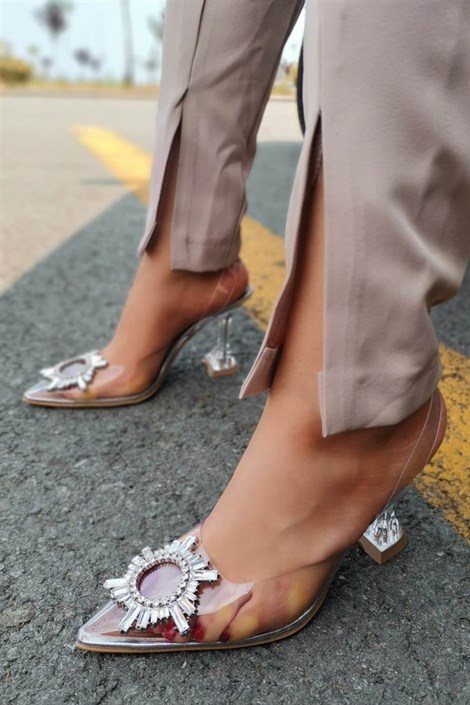 Jenga Kadın Taş Toka Detaylı Şeffaf Kalın Topuklu Ayakkabı ŞEFFAF