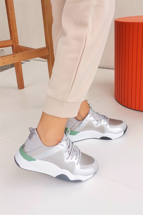 Lorenzo Kadın Dalgıç Kumaş Kalın Taban Spor Ayakkabı Gri Yeşil